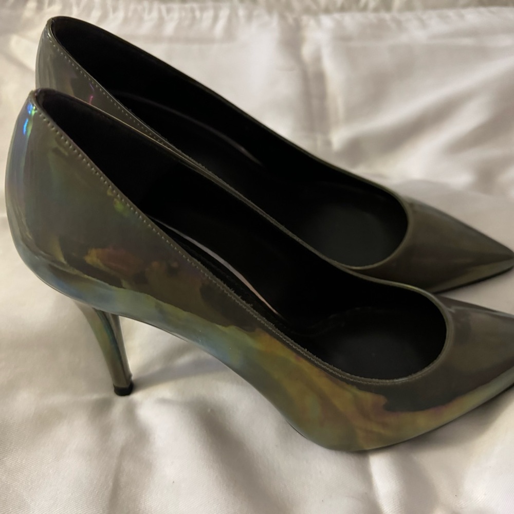 Stewart Weitzman Queen Iridescent Pumps: color pewter.